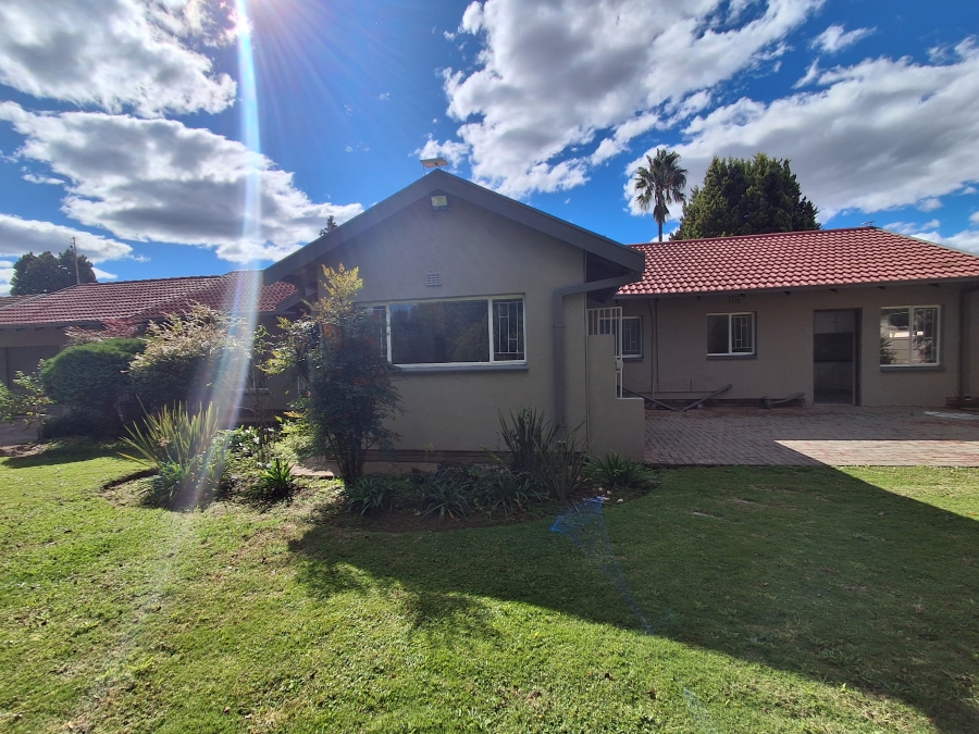 3 Bedroom Property for Sale in La Hoff North West